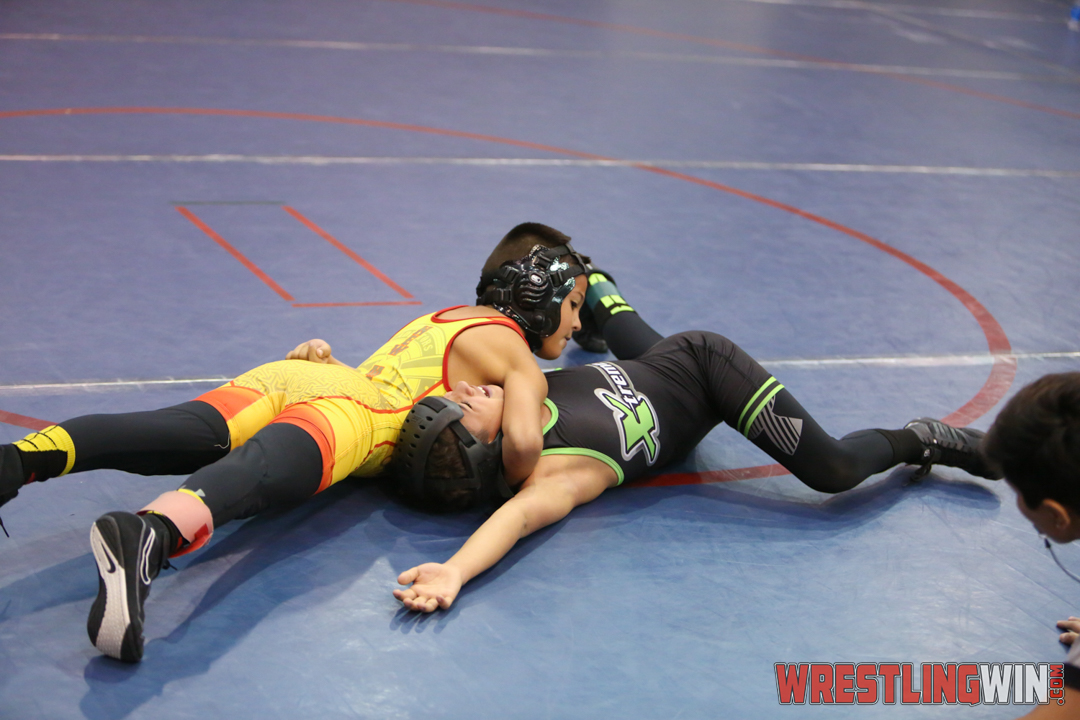 WrestlingWin-3577.jpg