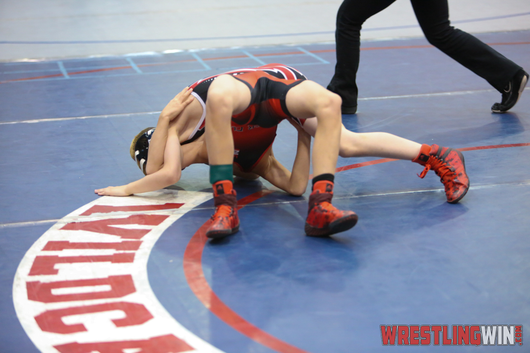 WrestlingWin-4078.jpg