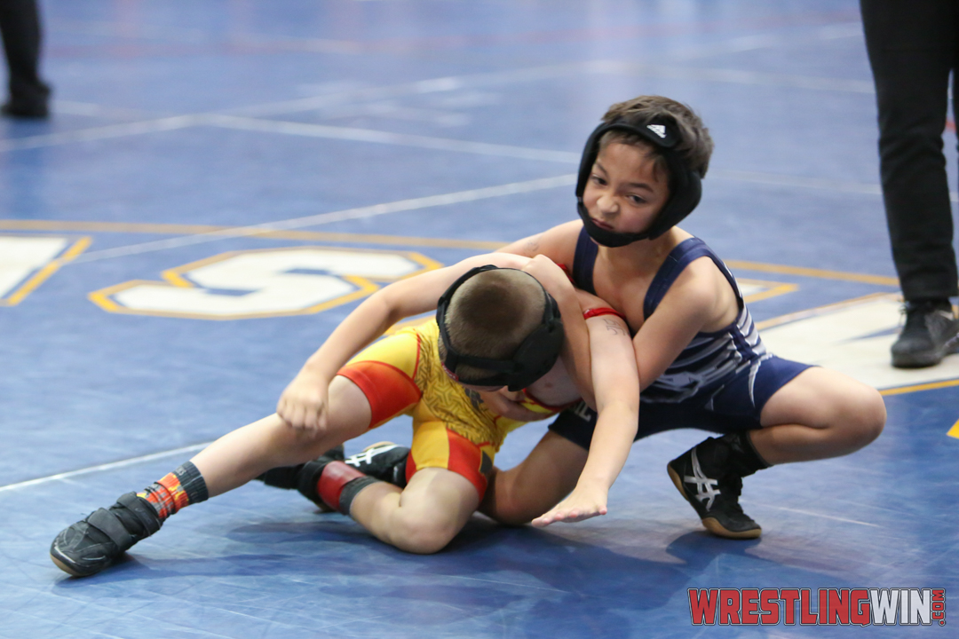 WrestlingWin-4102.jpg