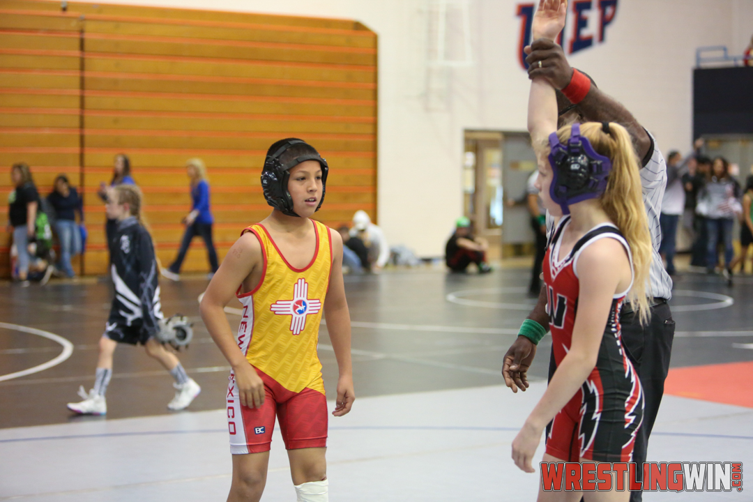 WrestlingWin-4160.jpg