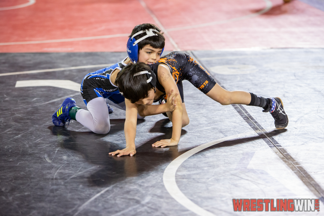 WrestlingWin-5874.jpg