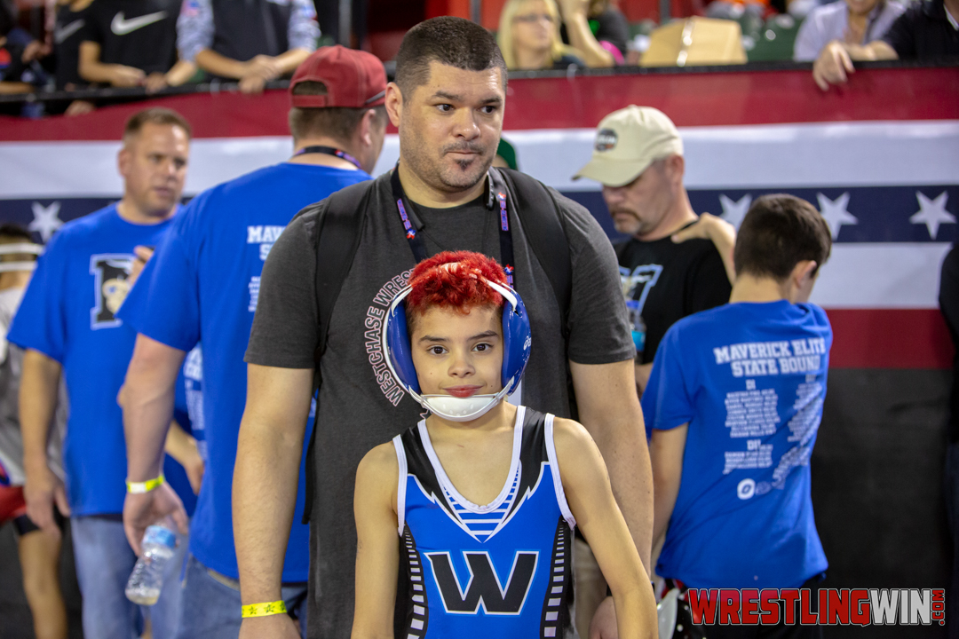 WrestlingWin-6240.jpg